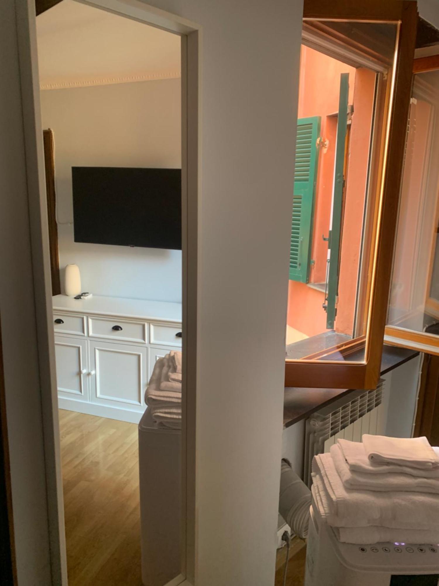 The First Colombo Brignole XX Settembre Apartment เจนัว ภายนอก รูปภาพ