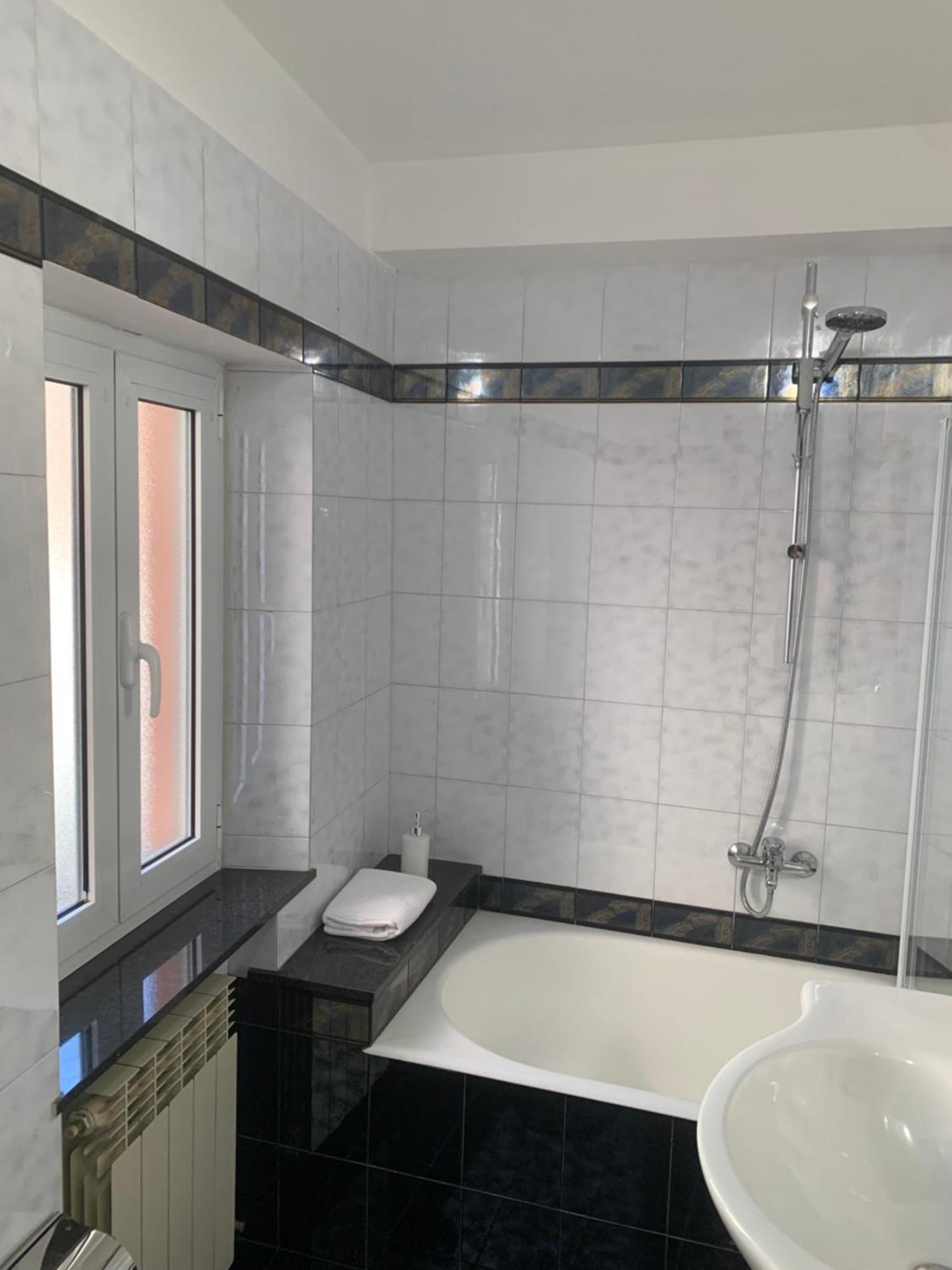 The First Colombo Brignole XX Settembre Apartment เจนัว ภายนอก รูปภาพ